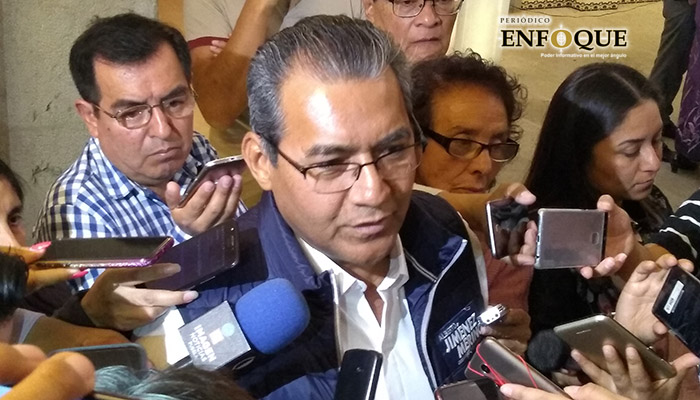 Jiménez Merino rechaza que su campaña tenga vínculos con Mario Marín