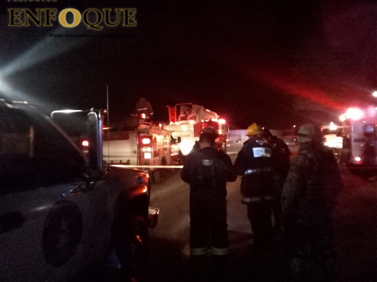 Explotan dos pipas de combustible en Chachapa 