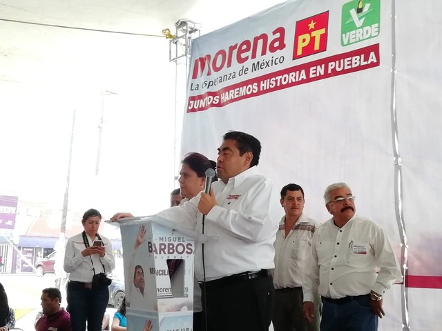 Respalda Mercado Independencia a Barbosa Huerta; se compromete a rehabilitar los mercados populares