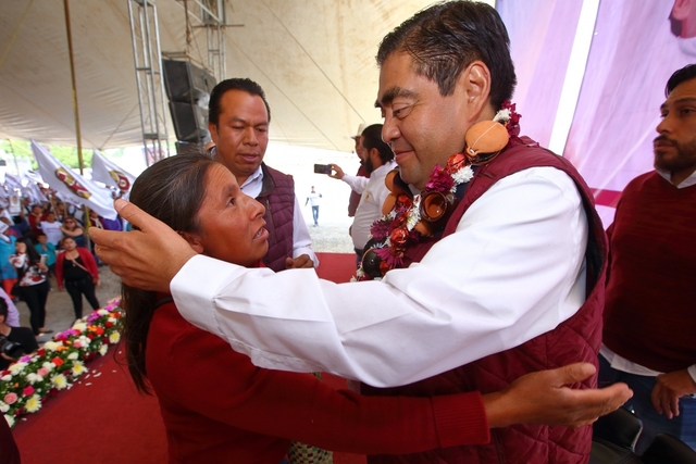 En Zacapoaxtla, Barbosa Huerta se compromete a no autorizar “proyectos de muerte”