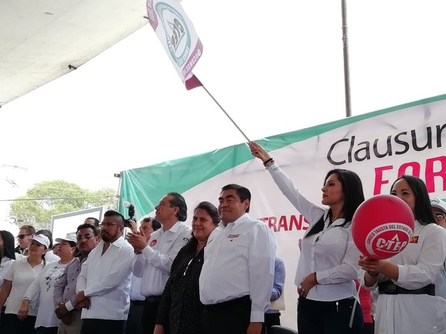 Respalda Confederación de Trabajadores  y Consejo Taxista de Puebla a Barbosa Huerta