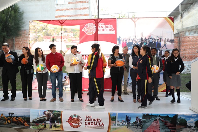 Es importante apostarle a la educación: Karina Pérez Popoca