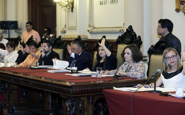 En sesión extraordinaria avalan proceso para revertir concesión del agua