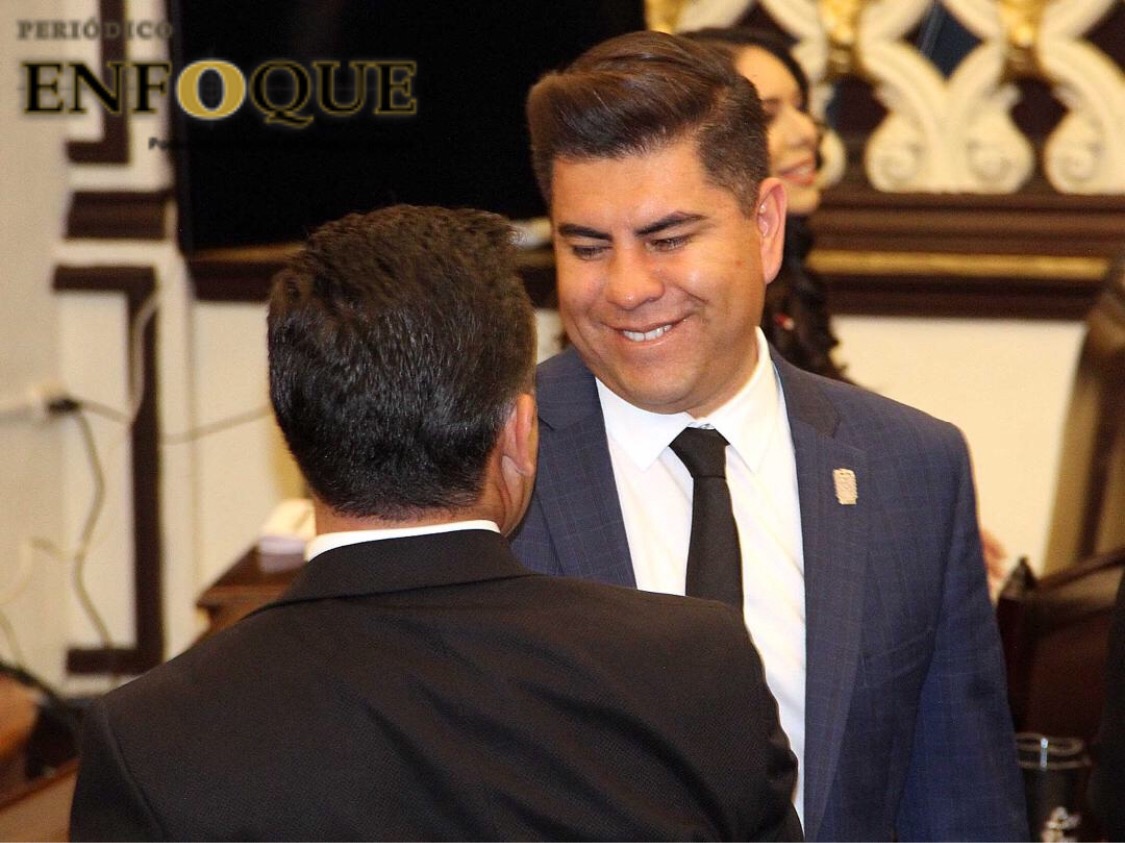 Uber y Cabify tendrán que cumplir con 75 requisitos para evitar competencia desleal 