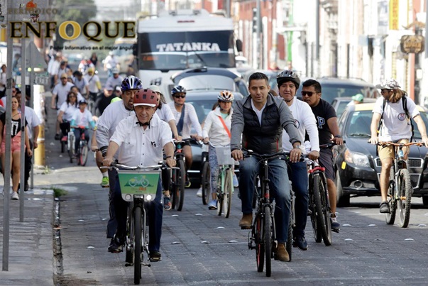 Enrique Cárdenas encabeza rodada para promover una movilidad sustentable (Video)