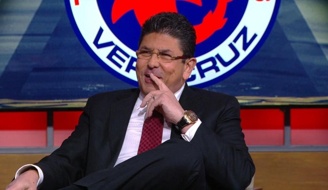 Aficionados del Veracruz hackean Twitter de Fidel Kuri y exigen cambios en el equipo 