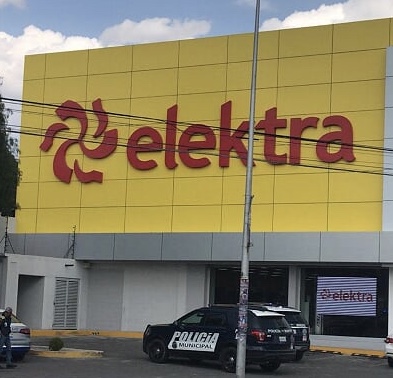 Asaltantes se lleva equipo de cómputo de Elektra de San Jerónimo Caleras 