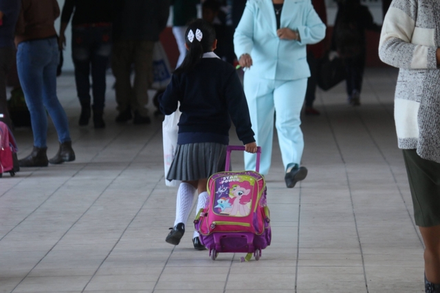 Este lunes regresan a clases más de un millón de alumnos de Puebla