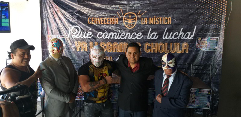 43 luchadores poblanos serán parte de la función 'Mano a Mano'