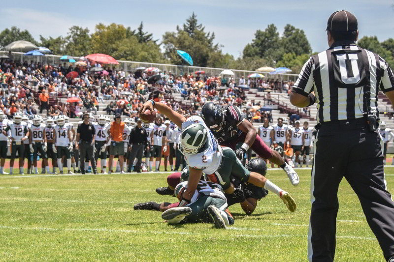 Aztecas UDLAP se llevó el 'Duelo de Leyendas' ante Burros Blancos