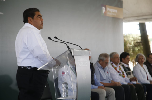 Denuncia Barbosa Huerta malversación de recursos sobre el proceso de reconstrucción tras 19S