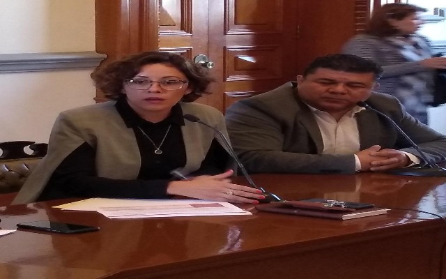 Buscarán prohibir publicidad sexista móvil a partir del próximo año