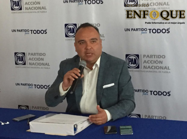 "Ambulantes le arrebataron a Rivera Vivanco el control del Centro Histórico"