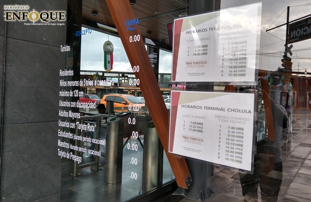 Borran imagen del gobierno de Moreno Valle en terminal del Tren Turístico en Cholula  