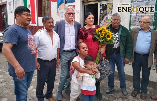 Recorre la secretaria de Cultura federal templos afectados en Cholula por sismos del 2017