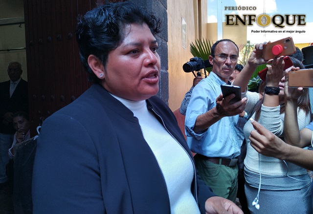 Karina Pérez “justifica” contratación de la Banda El Limón en su primer informe de gobierno 
