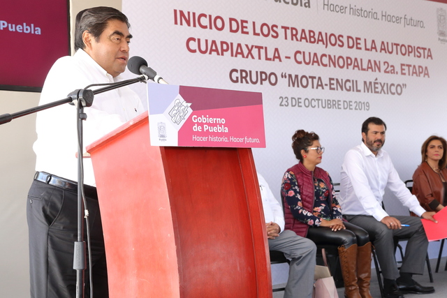Encabeza Barbosa Huerta inicio a los trabajos de la autopista Cuapiaxtla-Cuacnopalan