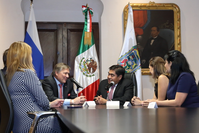 Acuerda gobierno del estado y Rusia instalar un Consulado Honorario