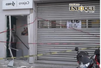 En pleno centro de Tecamachalco intentan robar cajero