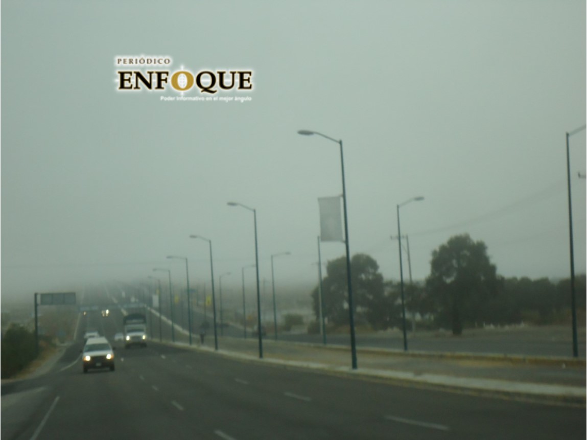 Amanece la región con densa neblina y bajas temperaturas