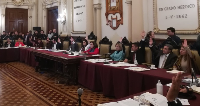 Rubio Acle deberá justificar la colocación de bolardos en el Centro Histórico de Puebla