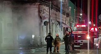 Fuerte incendio consume negocio de bicicletas eléctricas en Atlixco