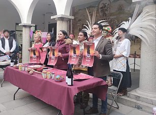 Presenta Tonantzin Fernández cartelera del Festival Equinoccio San Pedro Cholula 2025