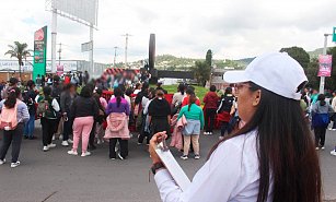 Marcha pacífica de estudiantes normalistas es acompañada por la CEDH Tlaxcala