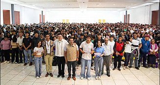 Beneficia Gobierno Federal a más de dos mil estudiantes en Tlaxcala