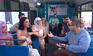 Katy Perry anuncia su gira en México y se sube al transporte público de CDMX