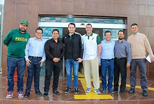 Gobierno de Puebla y Pericos unen esfuerzos por el béisbol juvenil