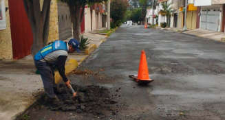 Incrementan cuadrillas de bacheo en Puebla; gobierno municipal reconoce rezago heredado