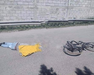 Atropellan a hombre a bordo de su bicicleta y muere, en límites de Tzompantepec y Xaloztoc