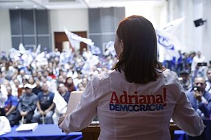 Va en serio, Adriana Dávila confirma registro para contender por dirigencia del PAN