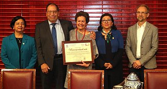 La UATx rinde homenaje a la Dra. Gabriela González Mariscal y su legado