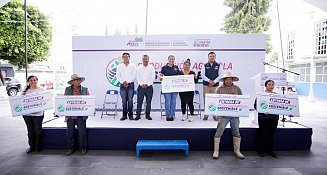 Fortalece Lupita Cuautle el campo y familias productoras de San Andrés Cholula
