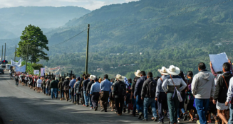 Marcha multitudinaria en Chenalhó exige justicia y desarme del crimen organizado