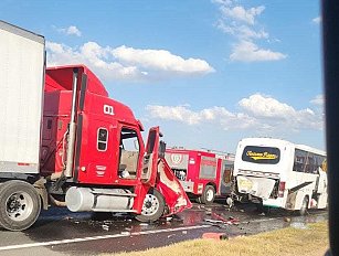 Lesionados 10 peregrinos tras choque en Calpulalpan