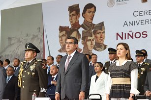 Puebla conmemora a los Niños Héroes y refuerza la educación con nuevas obras