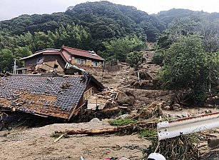 Intensas lluvias en Japón dejan un muerto, 10 desaparecidos y miles sin luz en la prefectura de Ishikawa