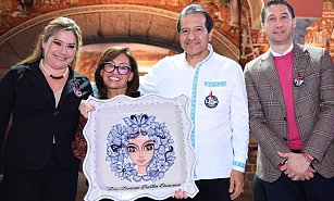 Fátima Ibarra: Artesana Tlaxcalteca que Conquista Europa con Talavera