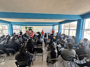 La Dirección de Prevención al Delito de Cuautlancingo imparte pláticas en escuelas del municipio 