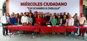 "Escuchando a Cholula" un programa que acerca a los funcionarios y los servicios a la gente que lo necesita