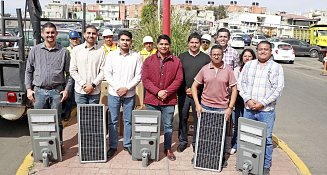 Arranca Omar Muñoz programa de luminarias solares en Cuautlancingo 