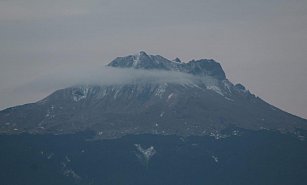 La Malinche nevada deslumbra con su magia invernal y espíritu navideño