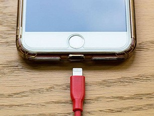 Cargar bien tu celular: entre mitos populares y verdades comprobadas