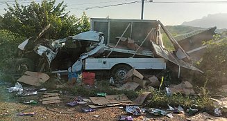 Accidente en carretera México 15 deja cuatro heridos en Chametla