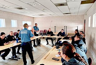 Capacitan a instructores de Baja California en seguridad turística