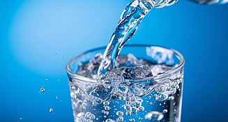 Descubre cómo un vaso de agua con sal puede acelerar tu metabolismo y ayudarte a perder peso