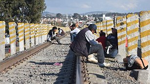 Falta empatía en Tlaxcala: Familias migrantes sobreviven gracias a milagros